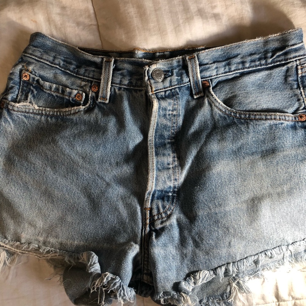 Levi Cutoffs  button down 502,s